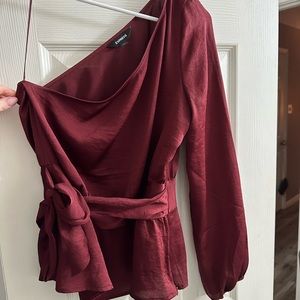 Burgundy Express Holiday top